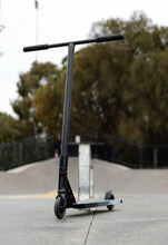 Afbeelding in Gallery-weergave laden, Grit Elite 6er Scooter Black Satin-4