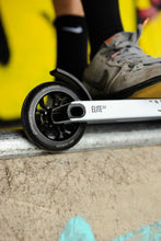 Afbeelding in Gallery-weergave laden, Grit Elite 6er Scooter Greyed-2