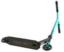 Afbeelding in Gallery-weergave laden, Versatyl Cosmopolitan V2 Scooter Black Blue-3