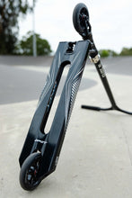 Afbeelding in Gallery-weergave laden, Grit Elite XM Scooter Blackened-5