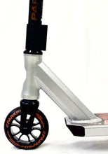 Afbeelding in Gallery-weergave laden, Invert Park PRO Scooter Raw/Black/Orange-3