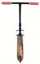 Afbeelding in Gallery-weergave laden, Invert Trixter Scooter Navy/Green/Black-1