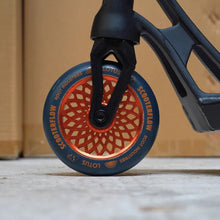 Afbeelding in Gallery-weergave laden, Root Lotus ScooterFlow 110 Wheel Blue-3