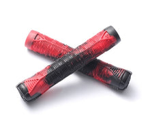 Afbeelding in Gallery-weergave laden, Blunt Grips V2 Red / Black - Stuntstep