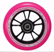 Afbeelding in Gallery-weergave laden, Blunt 10 Spokes 100 Wheel Pink Black