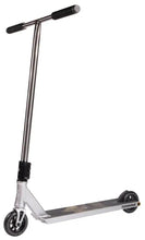 Afbeelding in Gallery-weergave laden, North Tomahawk Scooter Matte Silver