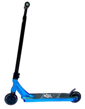 Afbeelding in Gallery-weergave laden, Revolution Storm Scooter Blue Chrome-1