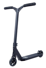 Afbeelding in Gallery-weergave laden, Striker Lux Youth Scooter Black
