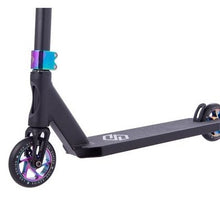 Afbeelding in Gallery-weergave laden, Striker Lux Stuntstep Rainbow 87 cm ⭐⭐⭐⭐